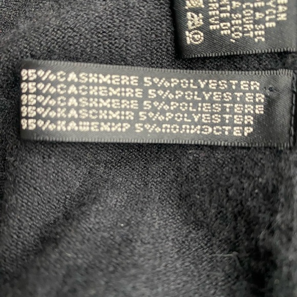 Ralph Lauren Black Label Cashmere Off Shoulder Crossover Front Black Sweater - Picture 8 of 8